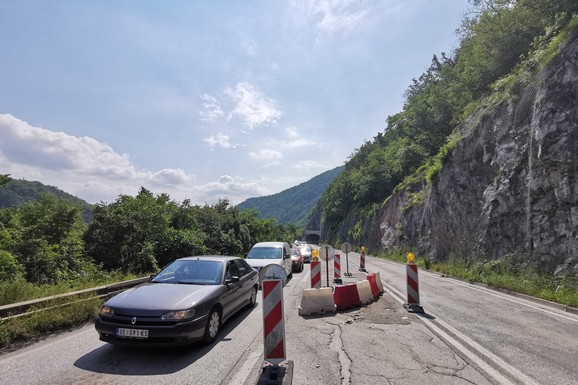 POTPUNI PREKID SAOBRAĆAJA IZMEĐU OVA 2 GRADA Zatvara se ključna deonica za vikend, evo koja je alternativna ruta