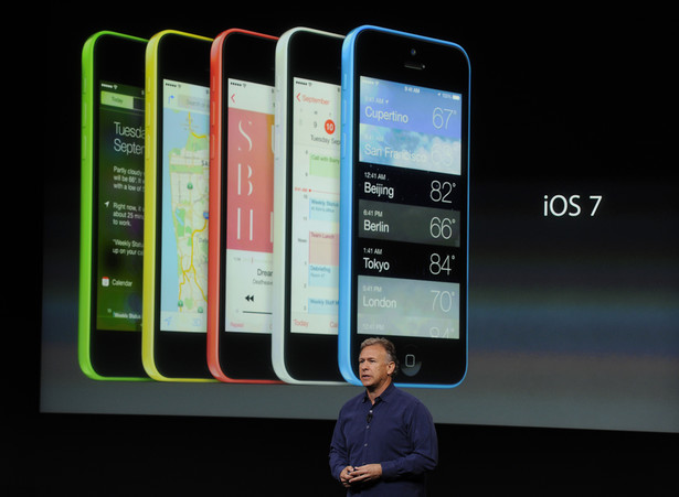 Philip Schiller, wieceprezes marketingu Apple podczas prezentacji nowego modelu iPhone 5C. Cupertino, Kalifornia, USA. 10.09.2013. (2)