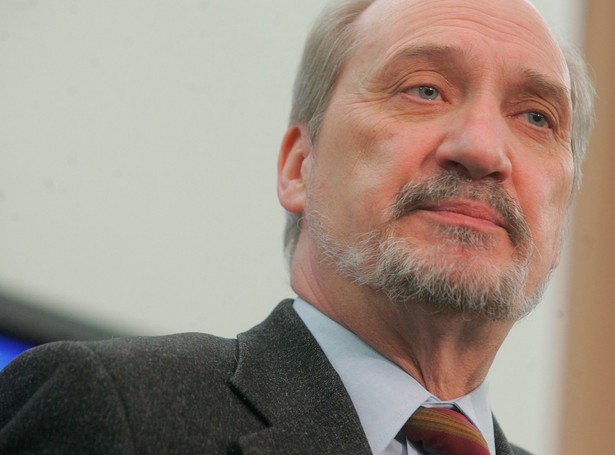 Macierewicz pogrążył żołnierzy z Nangar Khel?