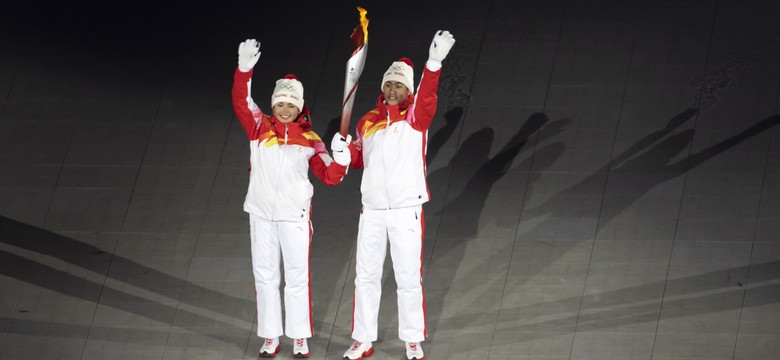 Kontrowersja przy zapaleniu olimpijskiego znicza. Organizatorzy się bronią