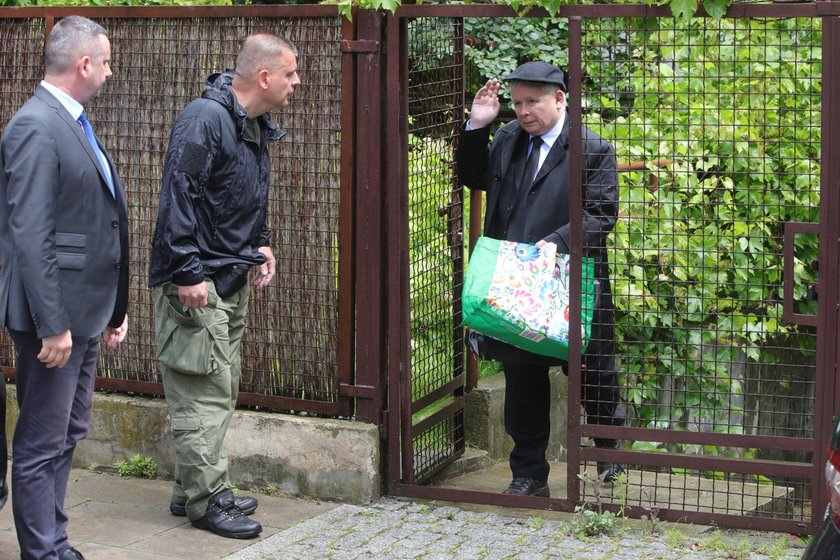 Po niedzielnym głosowaniu prezes PiS Jarosław Kaczyński pojechał modlić się na Jasnej Górze