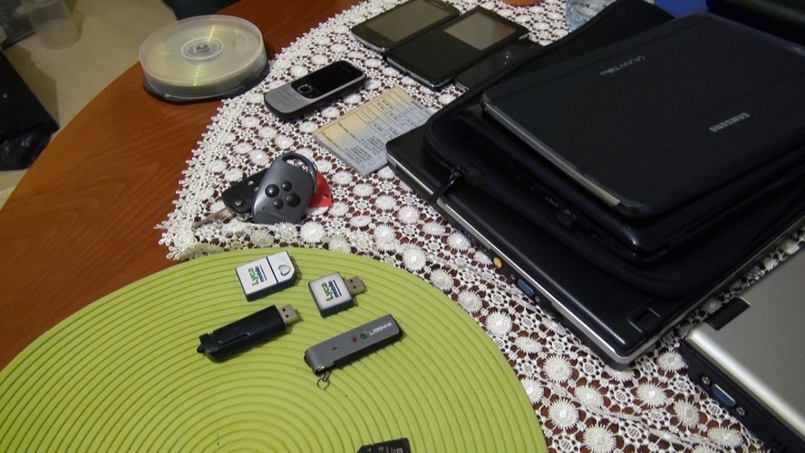 Polska Straż Graniczna przy współudziale hiszpańskiej policji pod nadzorem Europolu rozbiła międzynarodową grupę przestępczą zajmującą się przemytem ludzi. Miała ona odpowiadać za legalizację pobytu obcokrajowców na terenie Polski.