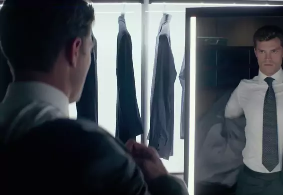 Christian Grey rozbiera się w NOWYM trailerze - niepozbawionym erotyzmu, trzymającym w napięciu!