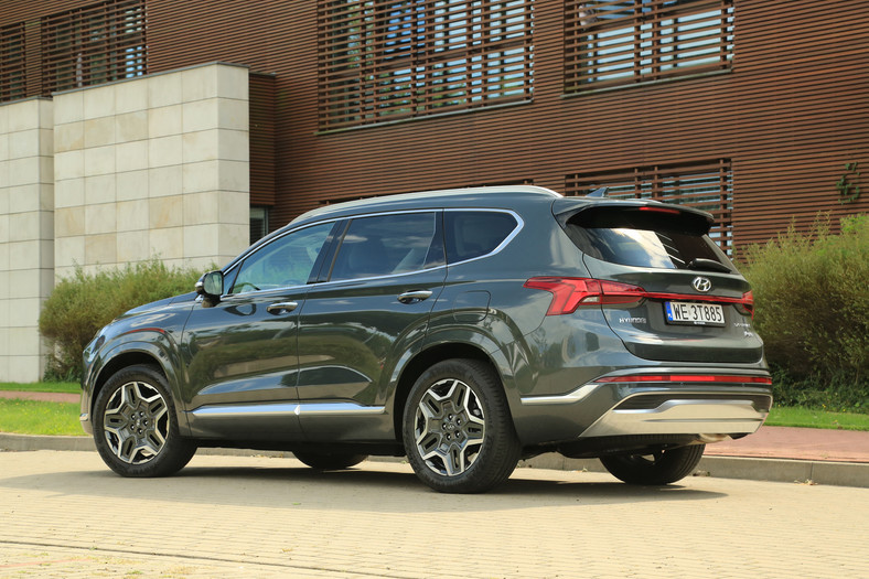 Hyundai Santa Fe Plug-In Hybrid