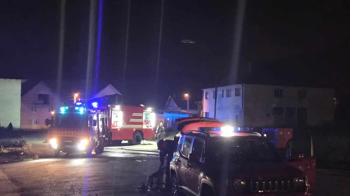 Vatrogasci i Hitna pomoć dojurili na mesto gde je došlo do curenja amonijaka u Guči