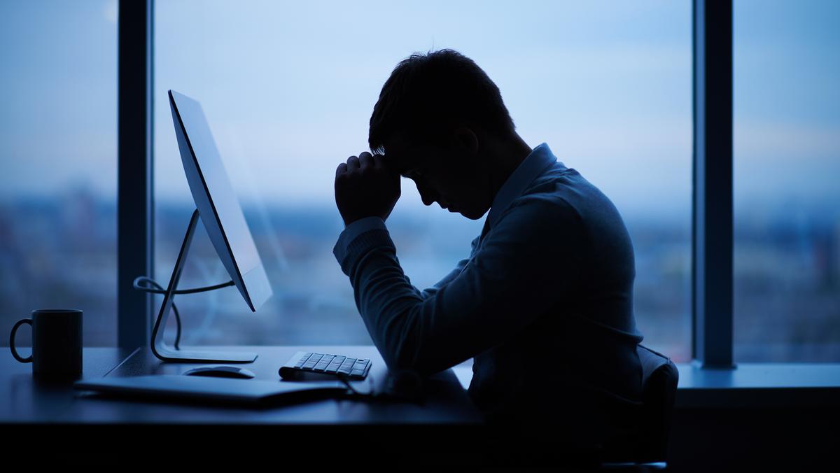 Jak radzić sobie z lękiem i stresem w pracy zawodowej?