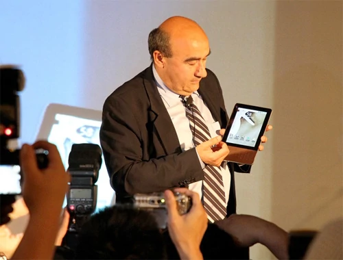 Gianfranco Lanci znienacka zaprezentował tablet, który ma wejść na rynek jeszcze w tym roku