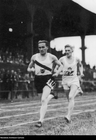 Janusz Kusociński i Stanisław Petkiewicz podczas biegu