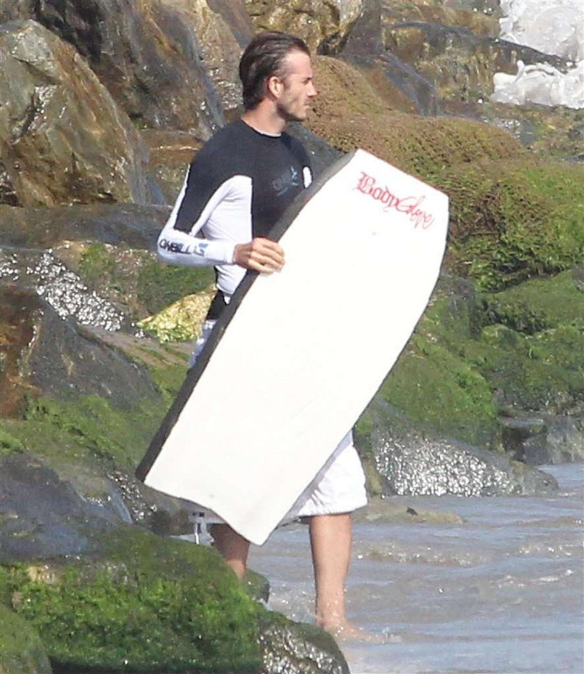 Surfujący David Beckham