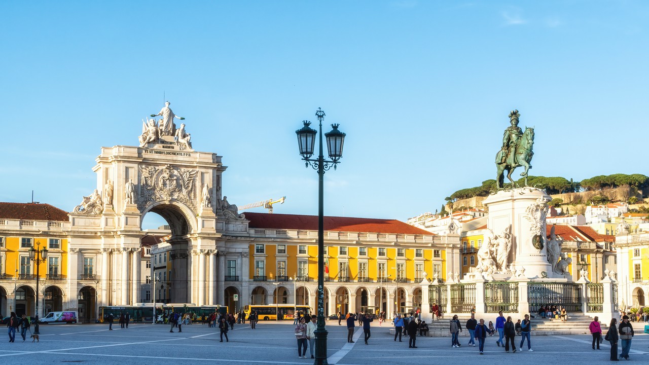 Portugalczycy niezadowoleni ze stanu demokracji w kraju. Opublikowano nowy sondaż