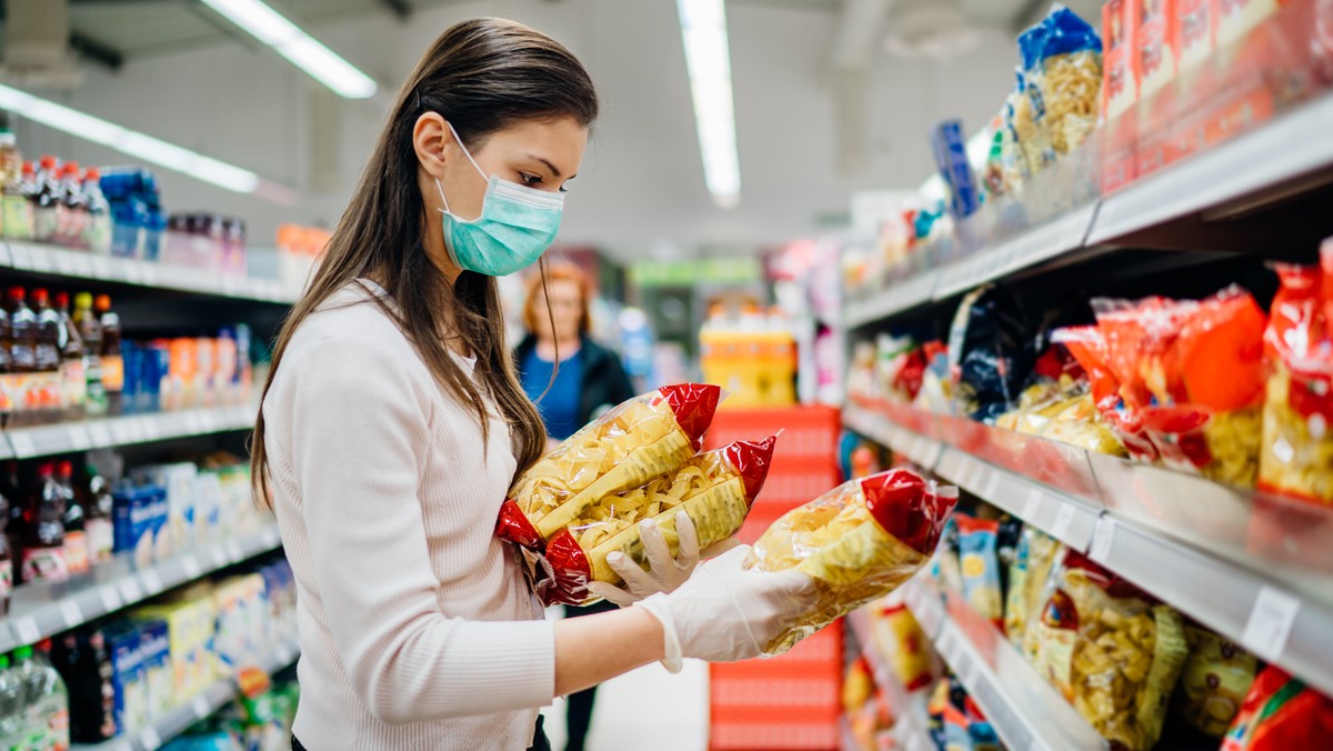 2 maja. Święto Flagi - czy sklepy będą otwarte? [Biedronka, Lidl, inne]