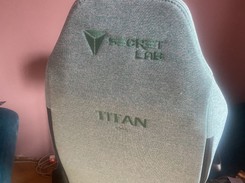 Fotel gamingowy, który zadba o wasz kręgosłup. Oto SecretLab Titan XL [RECENZJA]