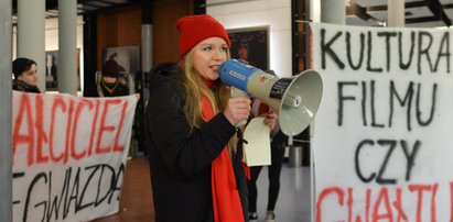 Protest przeciwko wizycie Romana Polańskiego na łódzkiej filmówce. Interweniowała policja