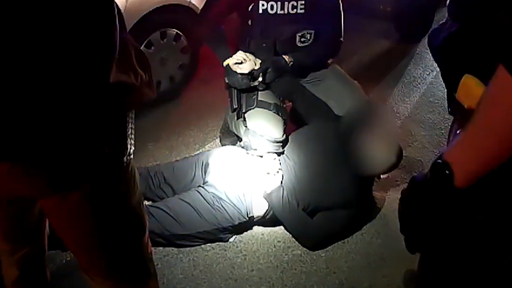 Kártyavárként omlott össze a kábítószer-piramis: így ütöttek rajta a pécsi bűnbandán a zsaruk – videó