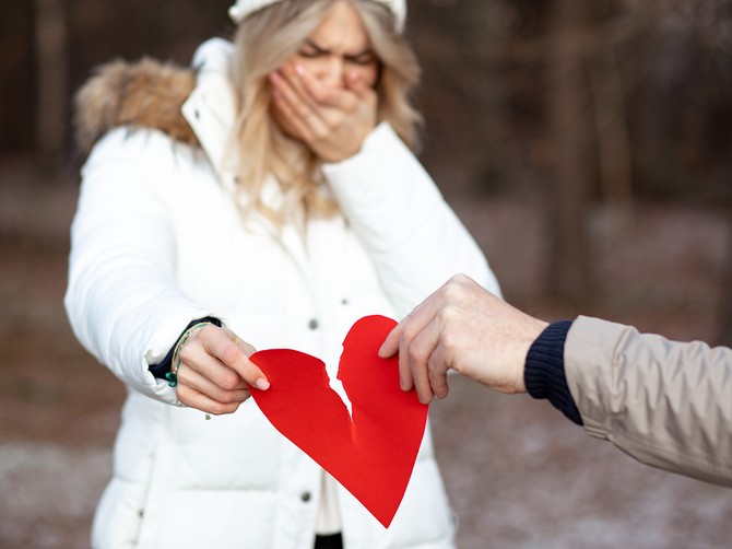 Danas je "crveni utorak" najpopularniji dan u godini za raskide