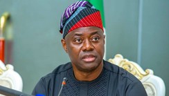 Makinde presents 2023 N310 bn budget for Oyo State