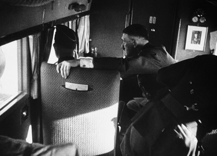 Adolf Hitler w Polsce