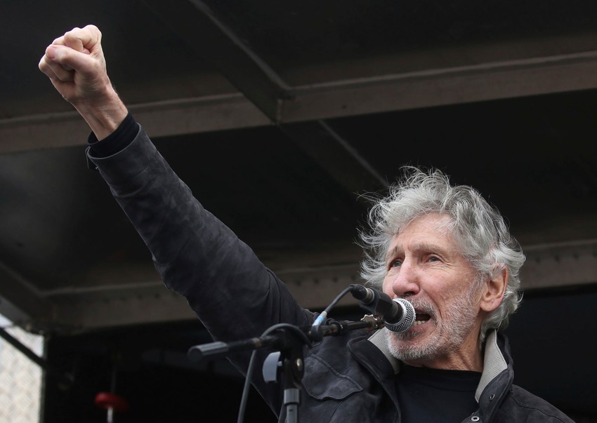 Čuveni muzičar Rodžer Voters na protestu protiv izručenja Asanža