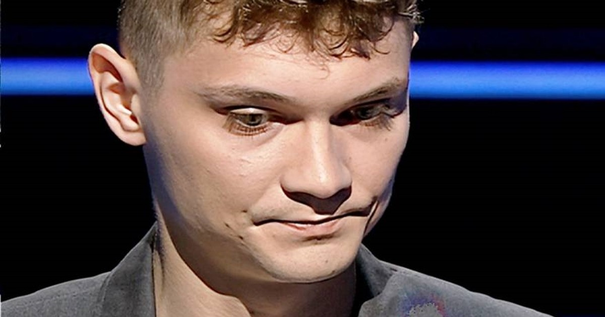 Kultowa gra sprzed lat pojawiła się w "Milionerach". Pytanie o liczbę kart zmyliło publiczność