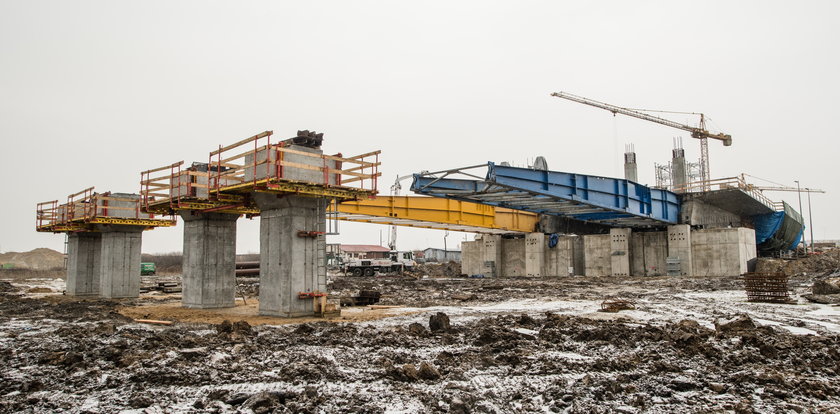 Gigantyczny most rośnie pod Wrocławiem