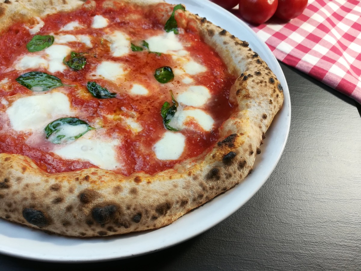 pizza neapol