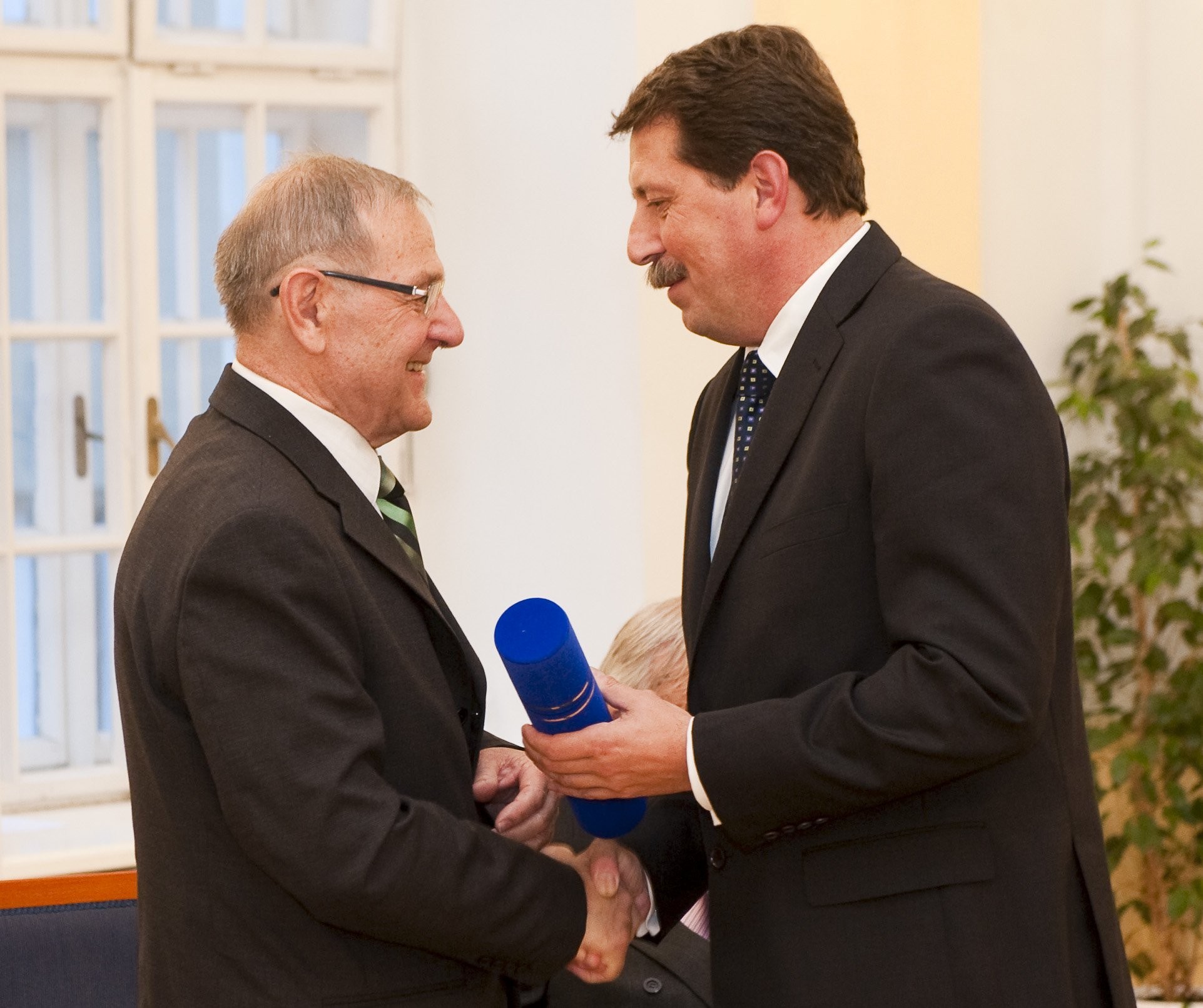 Sochár, performer a pedagóg Juraj Bartusz.