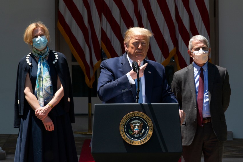 Donald Tramp Debora Berks Entoni Fauči