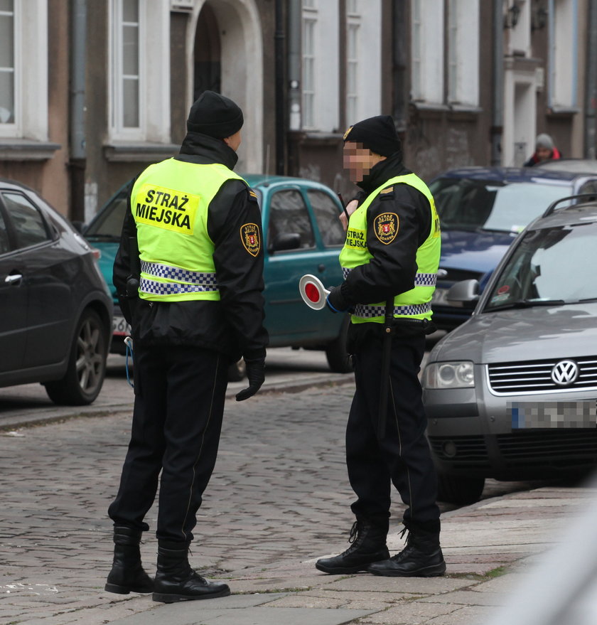 strażnicy miejscy z Gdańska patrolują miasto