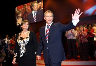 Tony Blair niszczy życie sąsiadów