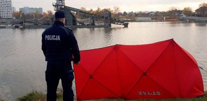 Zwłoki leżały na jednej z maszyn. Czy to ciało zaginionego Mariusza?