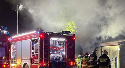 Budynek w ogniu. W środku staruszek. Kiedy przyjechali strażacy, znaleźli już tylko zwęglone ciało