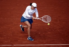 Świątek w ćwierćfinale French Open. Chinka urwała jej seta