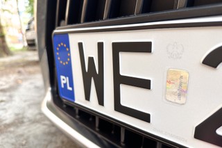 Podwyżki dla kierowców 2026. Dowody i tablice rejestracyjne dużo droższe. Nowe plany Ministerstwa Infrastruktury