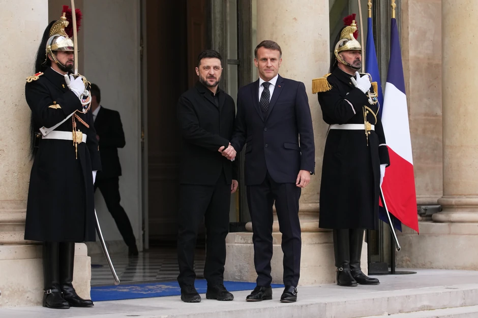 Volodimir Zelenski i Emanuel Makron u Parizu, 1. decembar 2025.