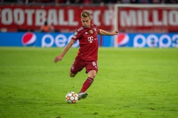 Kolejni piłkarze Bayernu zakażeni koronawirusem. Obaj byli niezaszczepieni