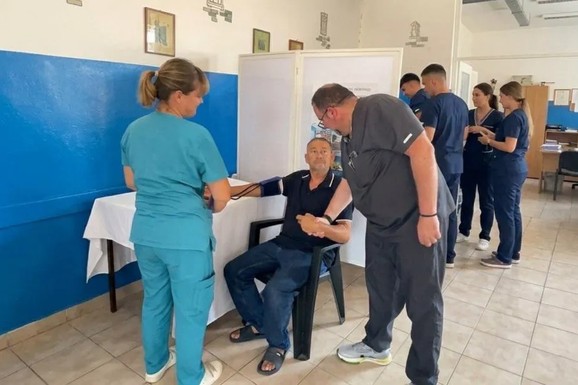 Nastavak velike akcije preventivnih kardioloških pregleda u niškim selima: "Donosimo zdravlje na kućni prag, niko ne sme biti zaboravljen"