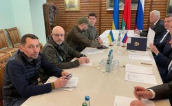 Rozmowy ukraińsko-rosyjskie zakończone. Powstaną korytarze humanitarne