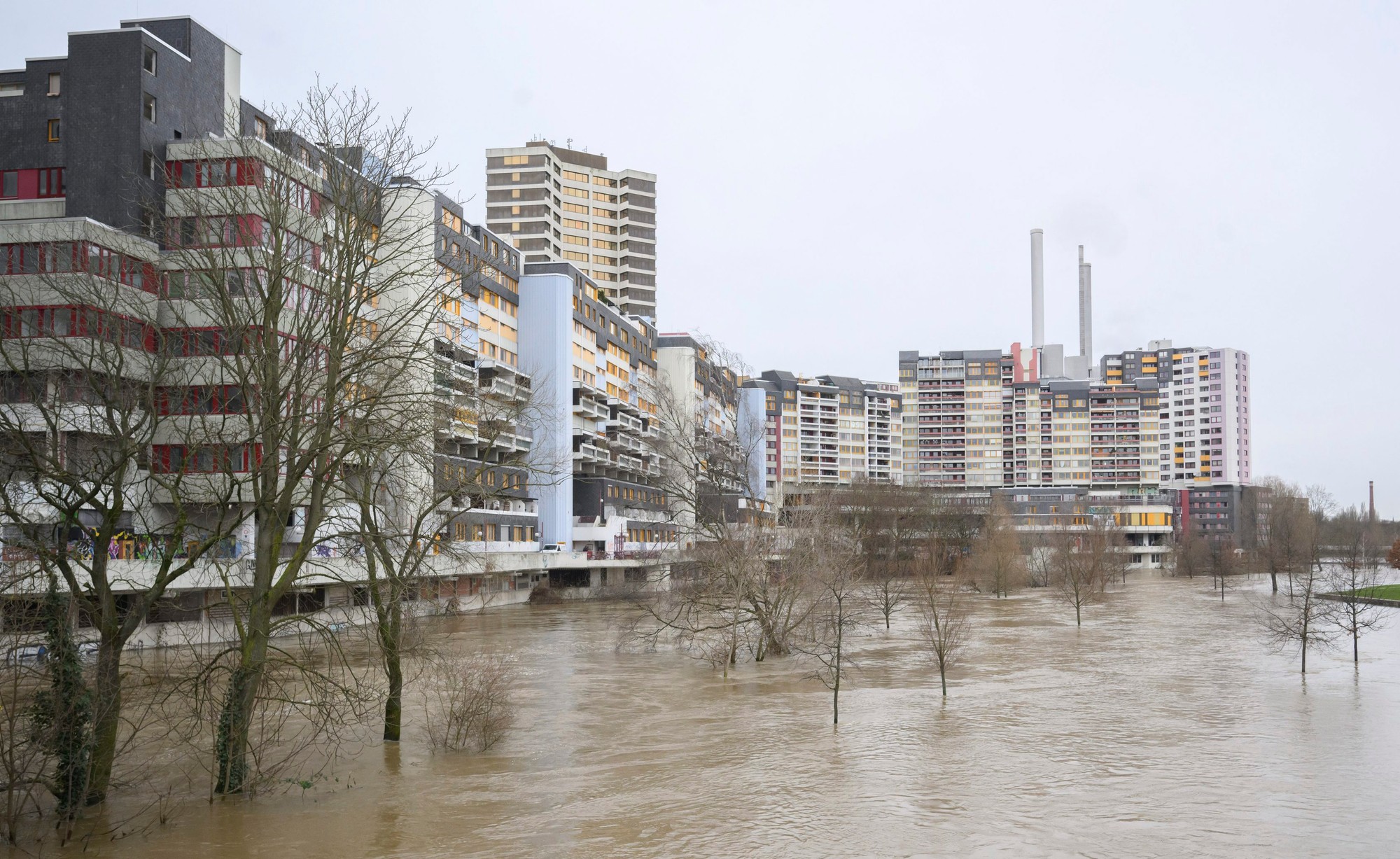 Pre záplavy museli v Dolnom Sasku evakuovať zhruba 300 ľudí.