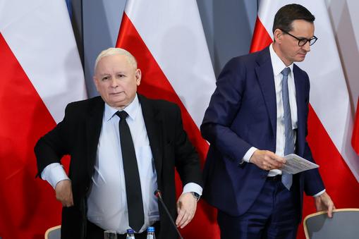 Prezes PiS Jarosław Kaczyński i Mateusz Morawiecki