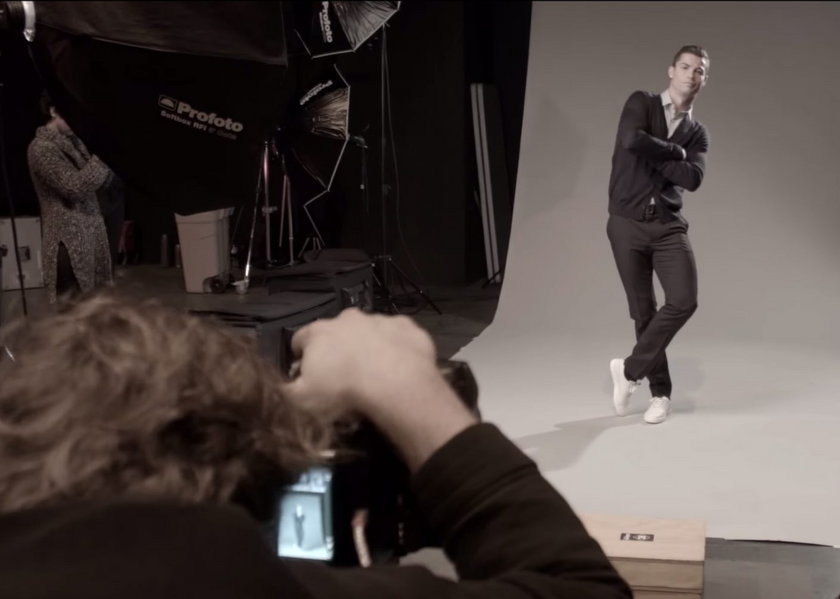 Cristiano Ronaldo tańczy! Reklama nowych butów CR7!