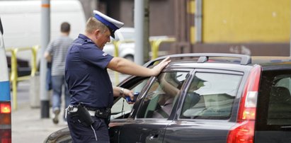 Policja zabierze posłom auta!