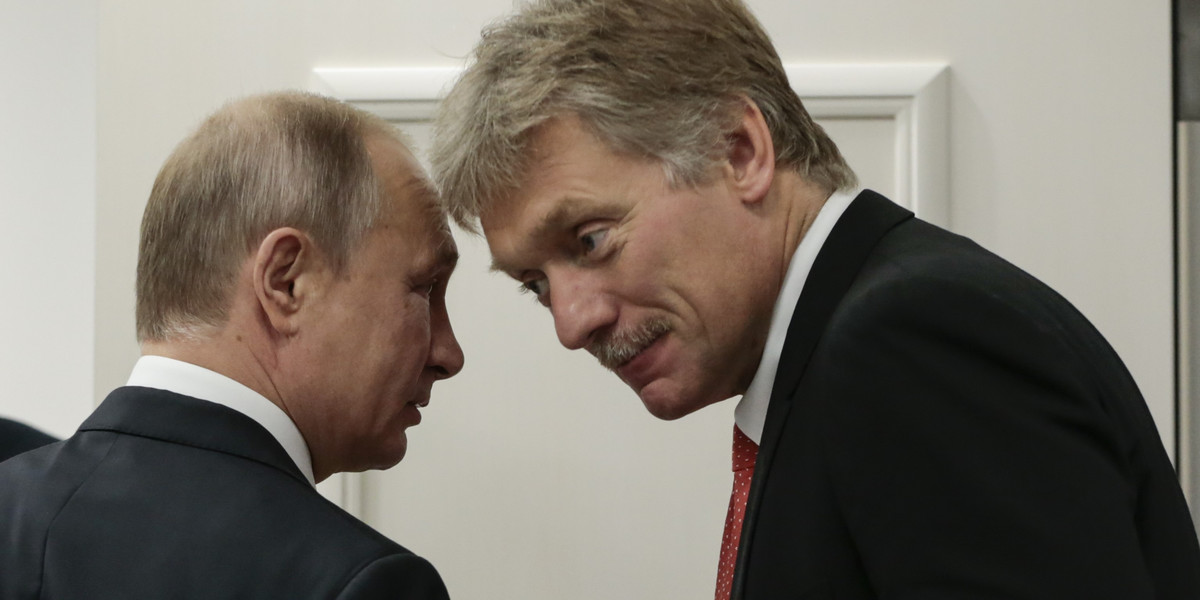 Prezydent Rosji Władimir Putin i rzecznik Kremla Dmitrij Pieskow.