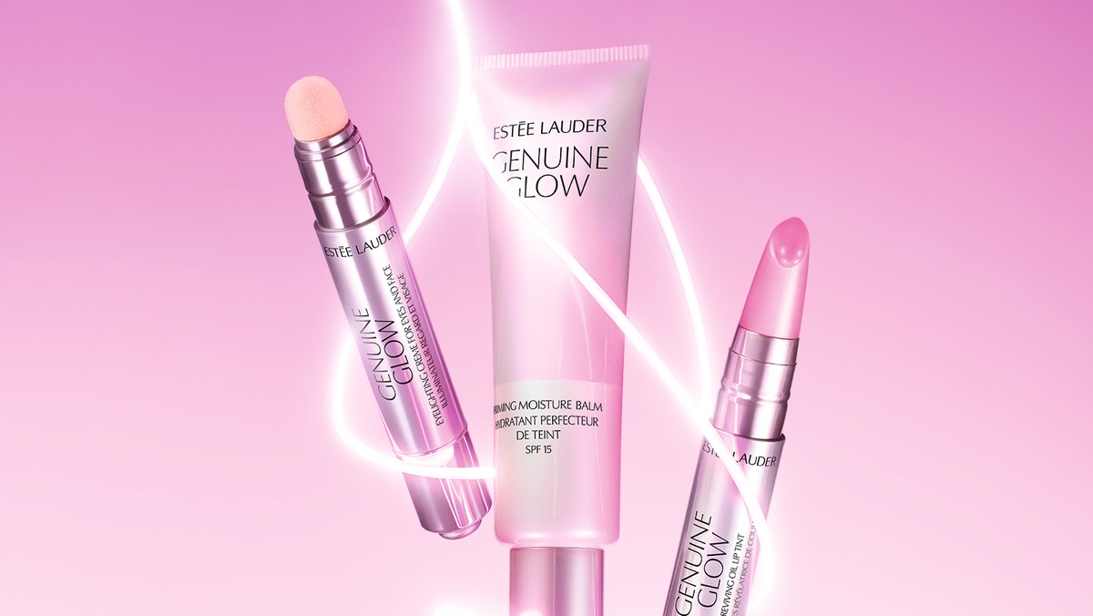 Estée Lauder - czerpiąc inspirację z popularnych tendencji wizażowych, przedstawia Genuine Glow – hybrydową serię kosmetyków do pielęgnacji cery oraz makijażu, które sprawią, że Twoją skórę rozpromieni wewnętrzny blask będący naturalną konsekwencją samorealizacji, dynamizmu i życia pełnego pasji. Nowe ożywiające balsamy nawilżające do twarzy i pod oczy o beztłuszczowym składzie i lekkiej konsystencji nawadniają, wygładzają i tonują skórę twarzy, która promienieje dzięki temu naturalnym, świeżym blaskiem oraz wewnętrznym światłem.