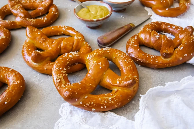 Za Božić se pravi česnica, a za Svetog Savu – svetosavske perece! 