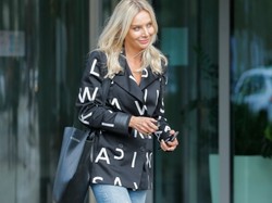 "Ale zjechała te buty".  Internauci ostro krytykują superdrogie botki - racice Agnieszki Woźniak-Starak. FOTO