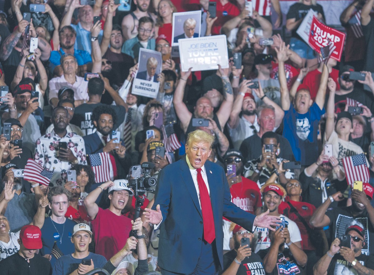 Donald Trump podczas sobotniego wiecu w Filadelfii