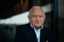 Leszek Miller o Mateuszu Morawieckim: Skażony przylepek