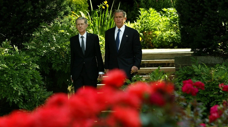 Dejvid Mening i Džordž Buš u Vašingtonu 2005.