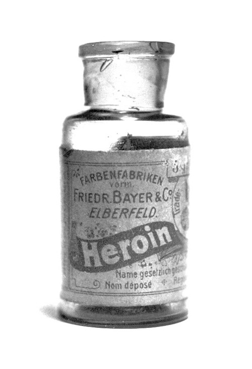 Pod koniec XIX w. Bayer produkował tonę heroiny rocznie