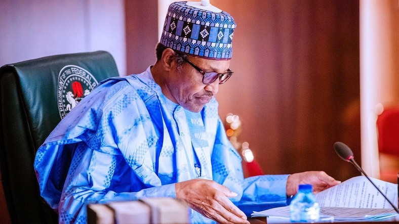 President Muhammadu Buhari has set out his stall to fight corruption [Twitter/@BashirAhmaad]